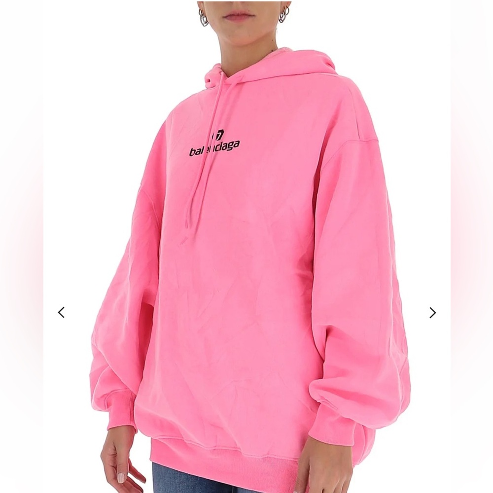 Balenciaga Logo Top. Pink. Size M. Oversized. Gently used.